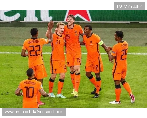 罗马vs科莫攻防数据对比：主场火力压制客场进攻疲软